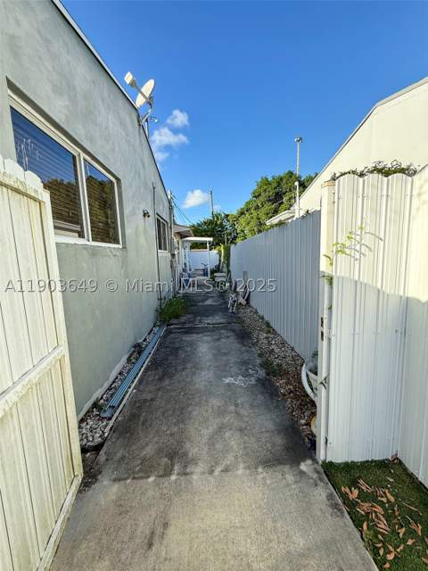 1545 NW 85th St, Miami FL - photo 12 of 16