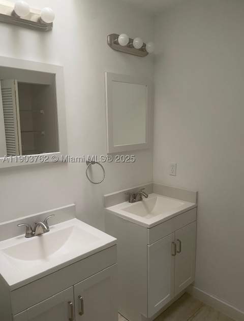 9422 SW 127th Ave, Miami FL - photo 7 of 11