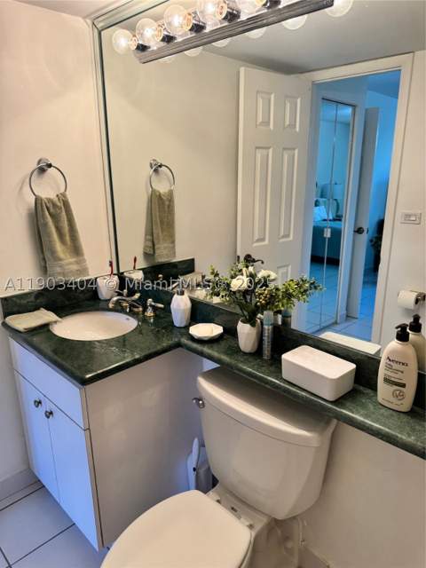 14401 N Kendall Dr 303N, Miami FL - photo 10 of 22