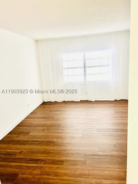 231 174th St Mo-3, Sunny Isles Beach FL - photo 12 of 19