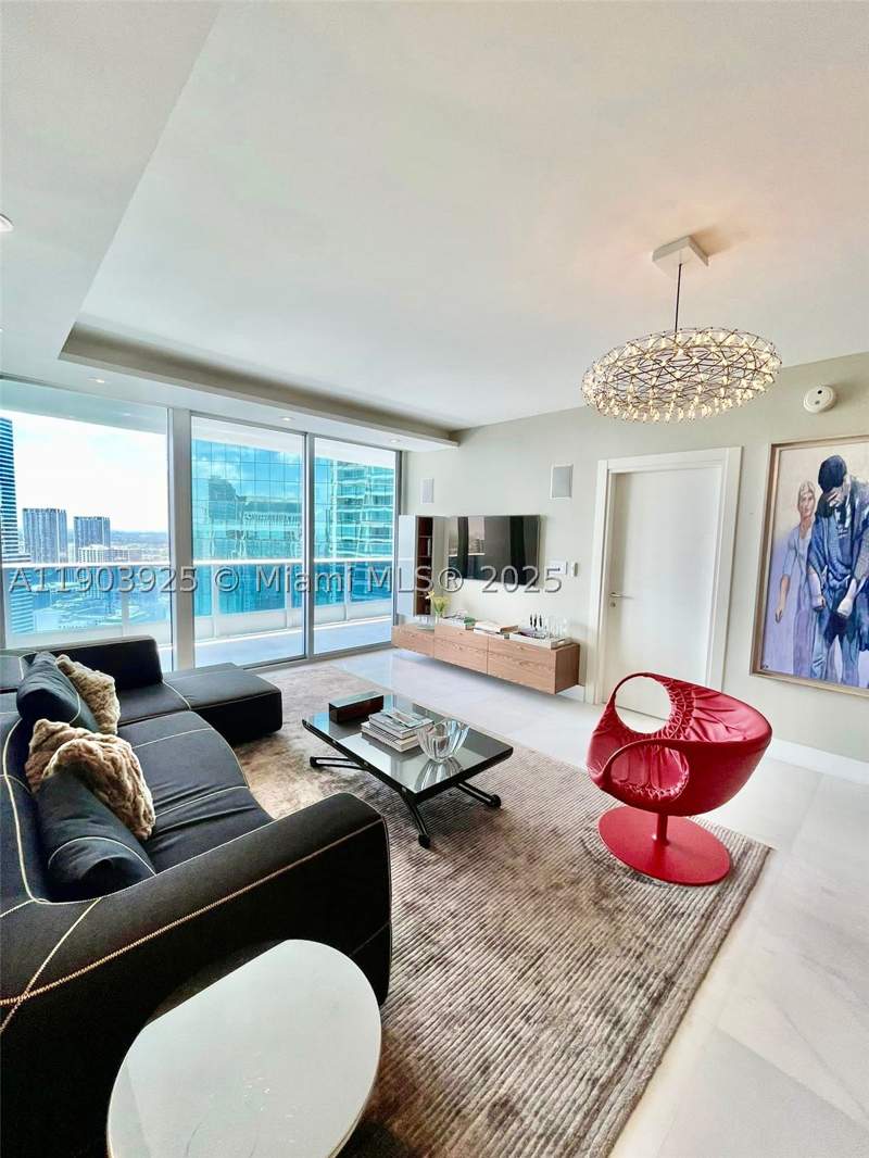 1 bedroom Condominium at 200 Biscayne Boulevard Way 4310, Epic West Condo, Miami — photo 3