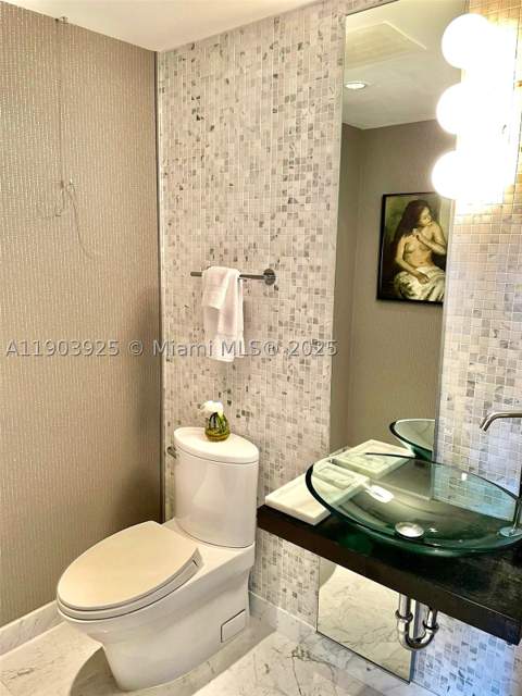 200 Biscayne Boulevard Way 4310, Miami FL - photo 9 of 18