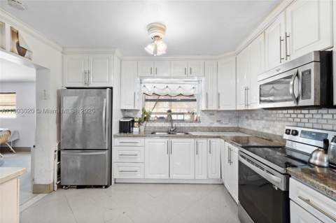 18151 NE 9th Ct, North Miami Beach FL - photo 13 of 48