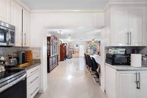 18151 NE 9th Ct, North Miami Beach FL - photo 16 of 48