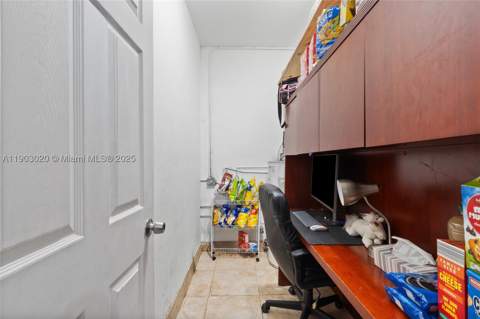18151 NE 9th Ct, North Miami Beach FL - photo 20 of 48