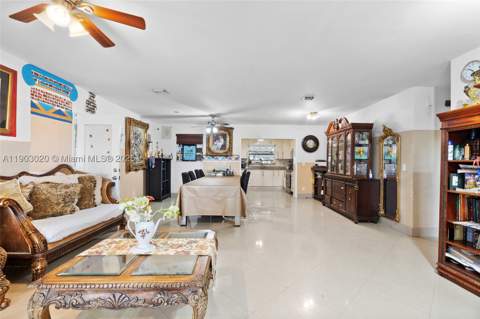 18151 NE 9th Ct, North Miami Beach FL - photo 7 of 48