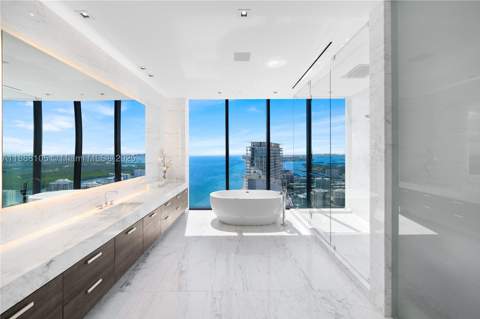 17141 Collins Ave Lph-1, Sunny Isles Beach FL - photo 7 of 42