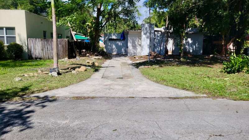 2 bedroom SingleFamilyResidence at 519 NE 118th St, Biscayne Park Estates, Biscayne Park — photo 1