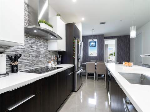 10245 NW 63rd Ter 206, Doral FL - photo 8 of 37