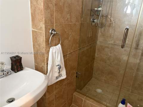 1401 NE Miami Gardens Dr 997, Miami FL - photo 11 of 16