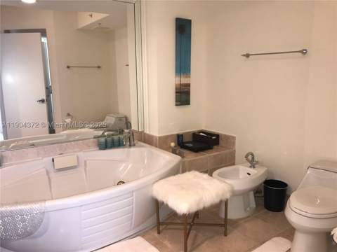 18201 Collins Ave 5104, Sunny Isles Beach FL - photo 15 of 45
