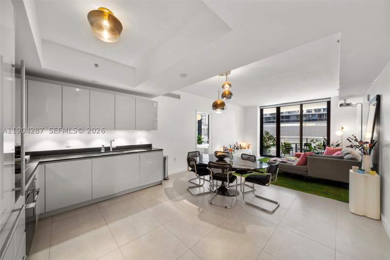 1 bedroom Condominium at 1010 Brickell Ave 1706, 1010 Brickell Condo, Miami — photo 3