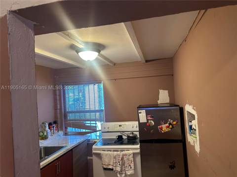 12240 NW 13th Ave, North Miami FL - photo 7 of 9