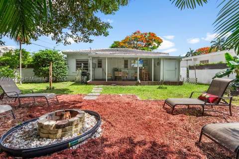 402 NW 102nd St, Miami FL - photo 12 of 26