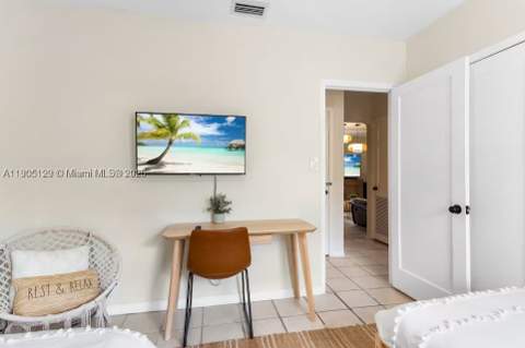 402 NW 102nd St, Miami FL - photo 22 of 26
