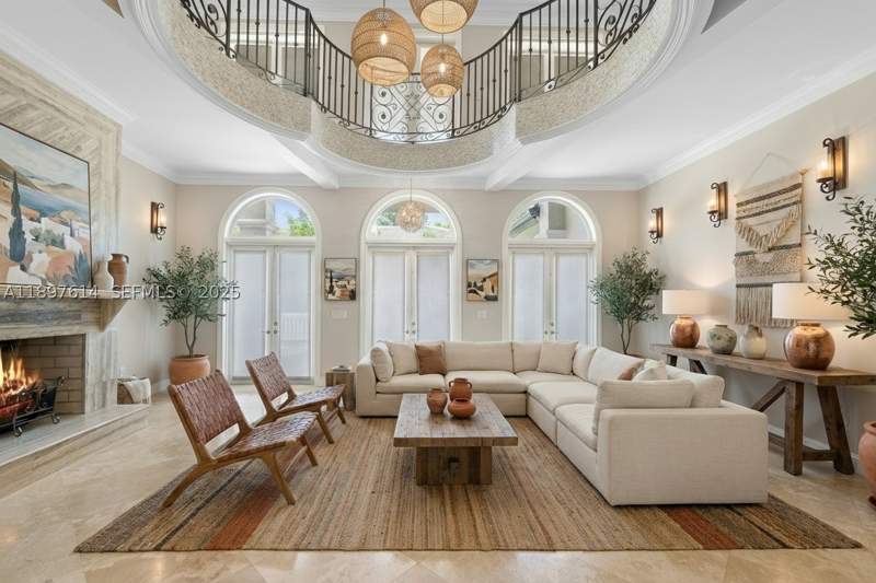 6 bedroom SingleFamilyResidence at 3601 Matheson Ave, KLEBBA BAY ESTATES, Miami — photo 5