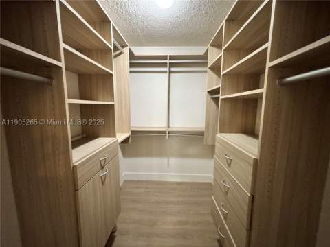 461 Ives Dairy Rd 402-2, Miami FL - photo 18 of 42