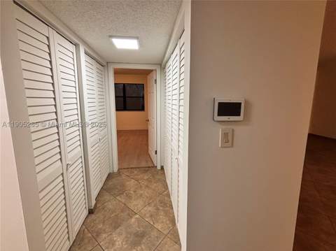 461 Ives Dairy Rd 402-2, Miami FL - photo 24 of 42