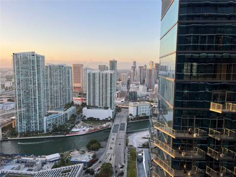 801 S Miami Ave 4309, Miami FL - photo 17 of 34