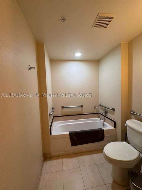 18001 Collins Ave 1117, Sunny Isles Beach FL - photo 14 of 19