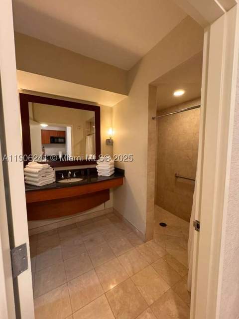 18001 Collins Ave 1117, Sunny Isles Beach FL - photo 16 of 19