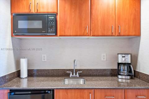 18001 Collins Ave 1117, Sunny Isles Beach FL - photo 18 of 19