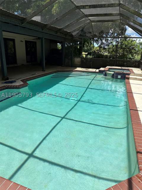 18750 SW 207th Ave, Miami FL - photo 10 of 21