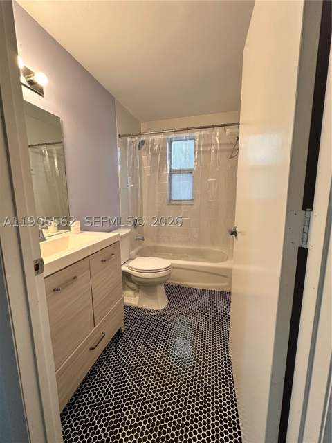 1542 Drexel Ave 107, Miami Beach FL - photo 19 of 22