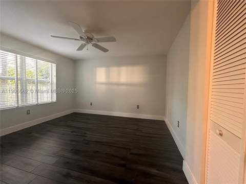 1542 Drexel Ave 107, Miami Beach FL - photo 7 of 22