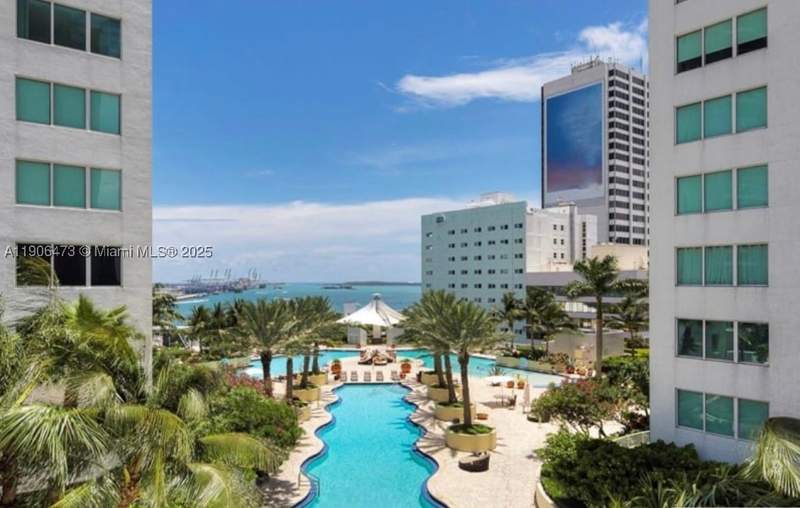 1 bedroom Condominium at 253 NE 2nd St 632, Vizcayne South Condo, Miami — photo 3