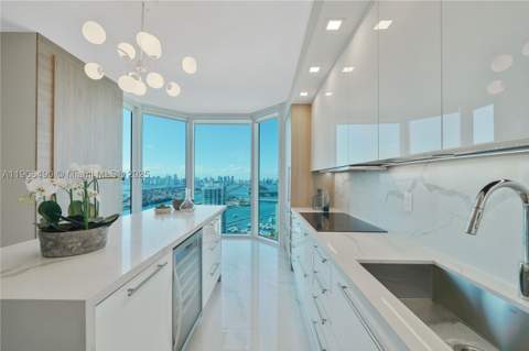 300 S Pointe Dr 4306, Miami Beach FL - photo 11 of 100