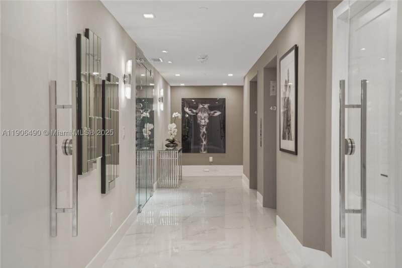 3 bedroom Condominium at 300 S Pointe Dr 4306, Portofino Tower Condo, Miami Beach — photo 3