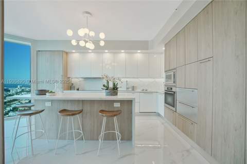 300 S Pointe Dr 4306, Miami Beach FL - photo 6 of 100