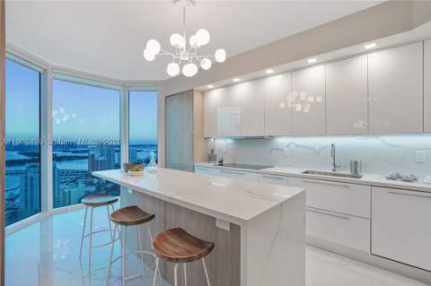 300 S Pointe Dr 4306, Miami Beach FL - photo 9 of 100