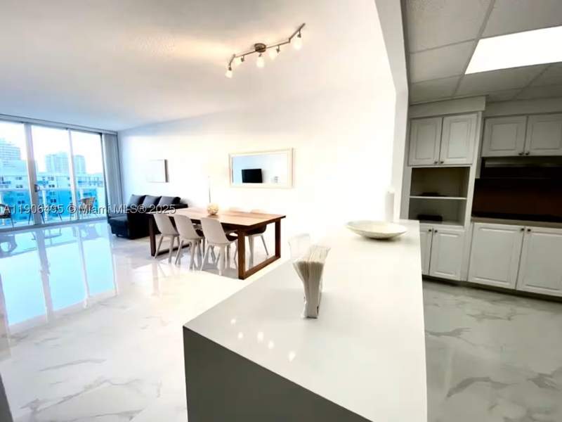 1 bedroom Condominium at 19370 Collins Ave Ph-10, Ocean Reserve Condo, Sunny Isles Beach — photo 5