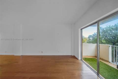 1455 N Treasure Dr 3K, North Bay Village FL - photo 12 of 32