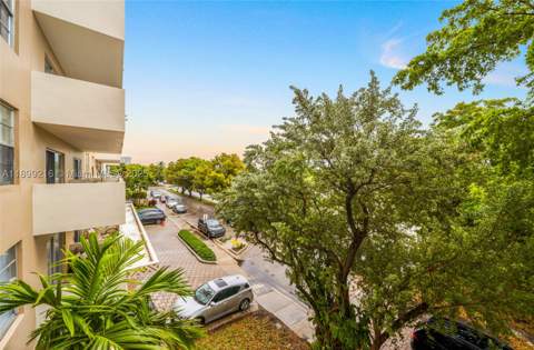 1455 N Treasure Dr 3K, North Bay Village FL - photo 22 of 32