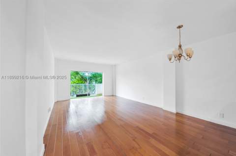 1455 N Treasure Dr 3K, North Bay Village FL - photo 7 of 32