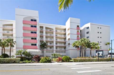 18260 N Bay Rd 420, Sunny Isles Beach FL - photo 14 of 26