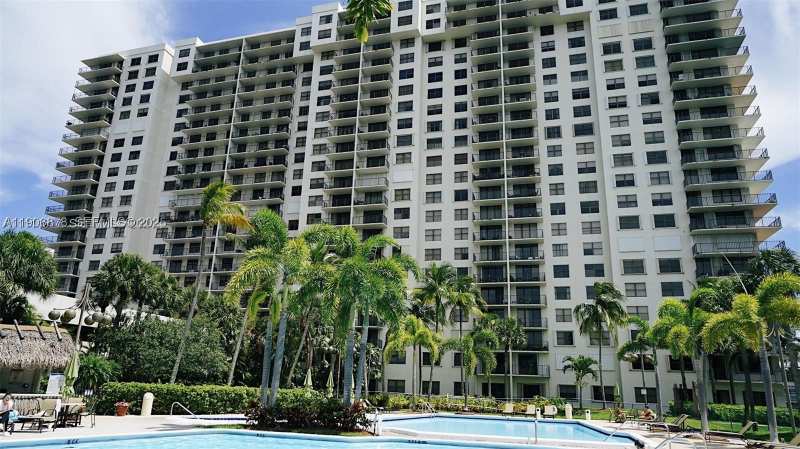 2 bedroom Condominium at 18151 NE 31st Ct 1912, The Clipper At Bisc Cove, Aventura — photo 1