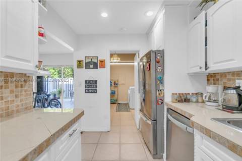 13715 SW 84th St F, Miami FL - photo 15 of 30