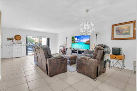 13715 SW 84th St F, Miami FL - photo 6 of 30