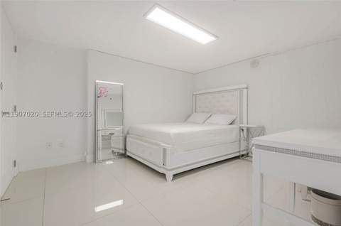 400 Sunny Isles Blvd 906, Sunny Isles Beach FL - photo 12 of 36