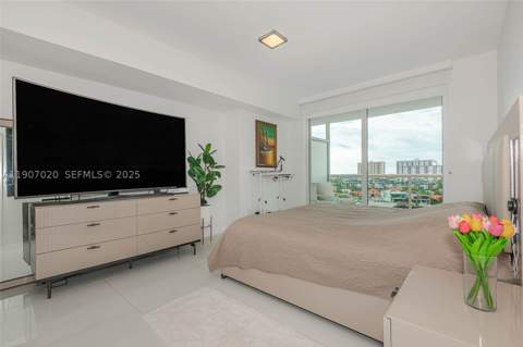 400 Sunny Isles Blvd 906, Sunny Isles Beach FL - photo 14 of 36