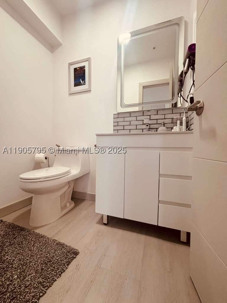 1 bedroom Condominium at 2829 Indian Creek Dr 1403, Clearview Towers Condo, Miami Beach — photo 3