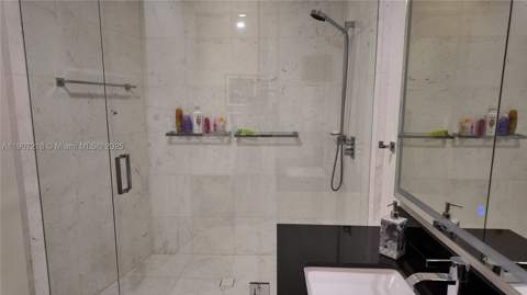 18555 Collins Ave 905, Sunny Isles Beach FL - photo 15 of 38