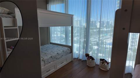 18555 Collins Ave 905, Sunny Isles Beach FL - photo 17 of 38