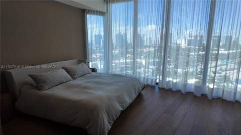 18555 Collins Ave 905, Sunny Isles Beach FL - photo 20 of 38