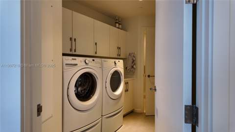 18555 Collins Ave 905, Sunny Isles Beach FL - photo 21 of 38