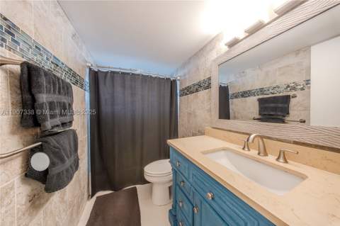 1660 NE 191st St 410-1, Miami FL - photo 24 of 29